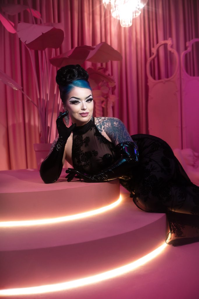 Bettie Bombshell by Studio DeLite