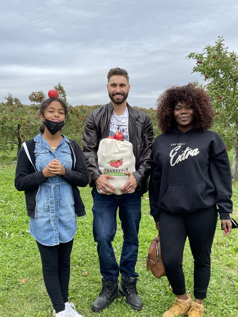 Lexxi (right) with her fiance and daughter. (Supplied)