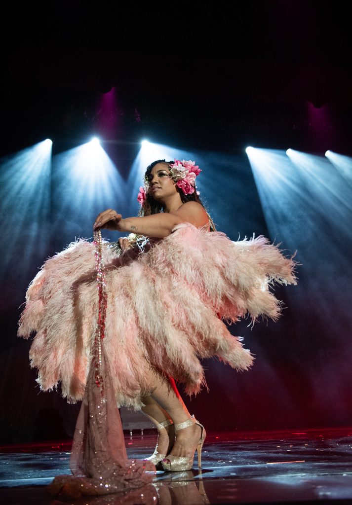 Poison Ivory in Titans and Icons of Tease at the Burlesque Hall of Fame Weekender 2026, by SH Photografia