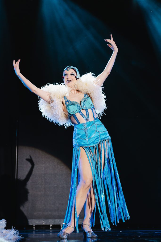 Gin Minsky in the 2026 Tournament of Tease at Burlesque Hall of Fame Weekend, by SH Photografia for 21st Century Burlesque