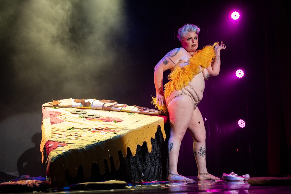 Ri Ri SynCyr in the 2026 Movers, Shakers and Innovators showcase at Burlesque Hall of Fame Weekend, by SH Photografia for 21st Century Burlesque.